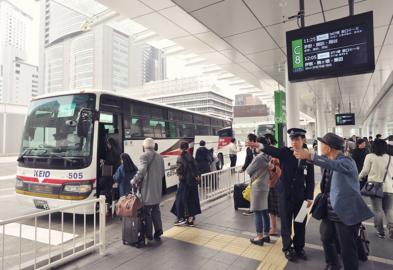 Book your buses in Japan
